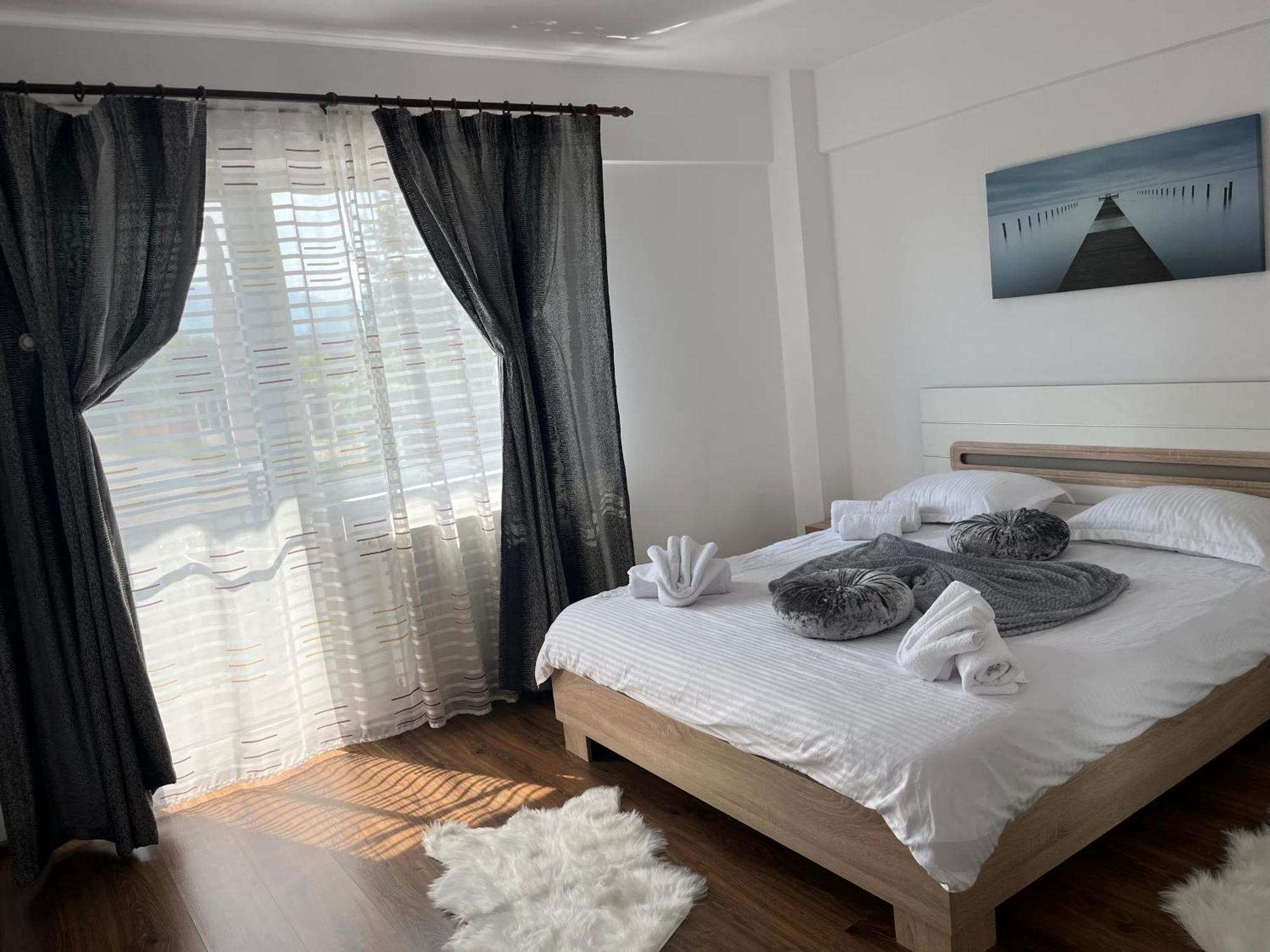 Green Apartaments Zărneşti Zewnętrze zdjęcie