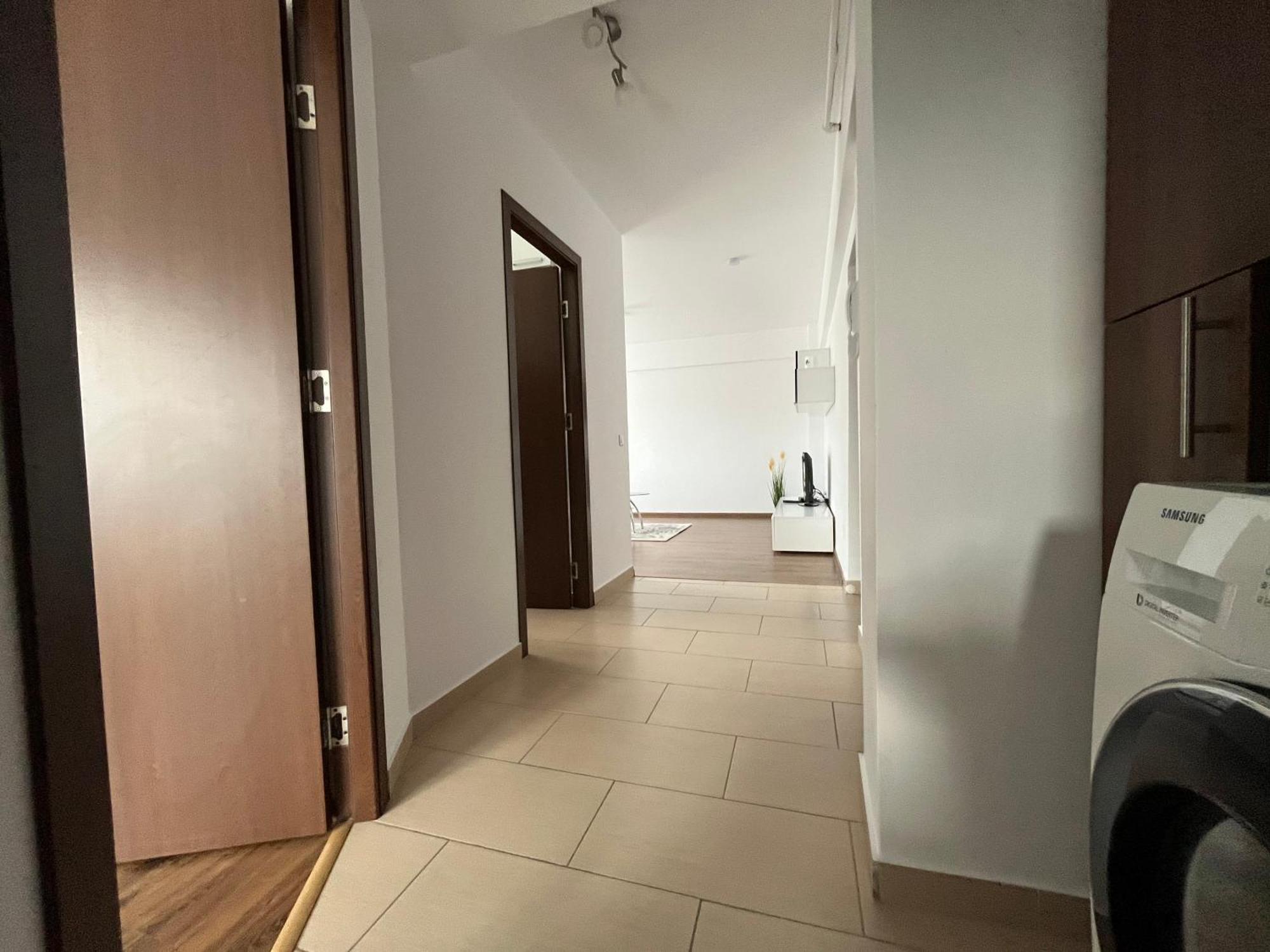 Green Apartaments Zărneşti Zewnętrze zdjęcie